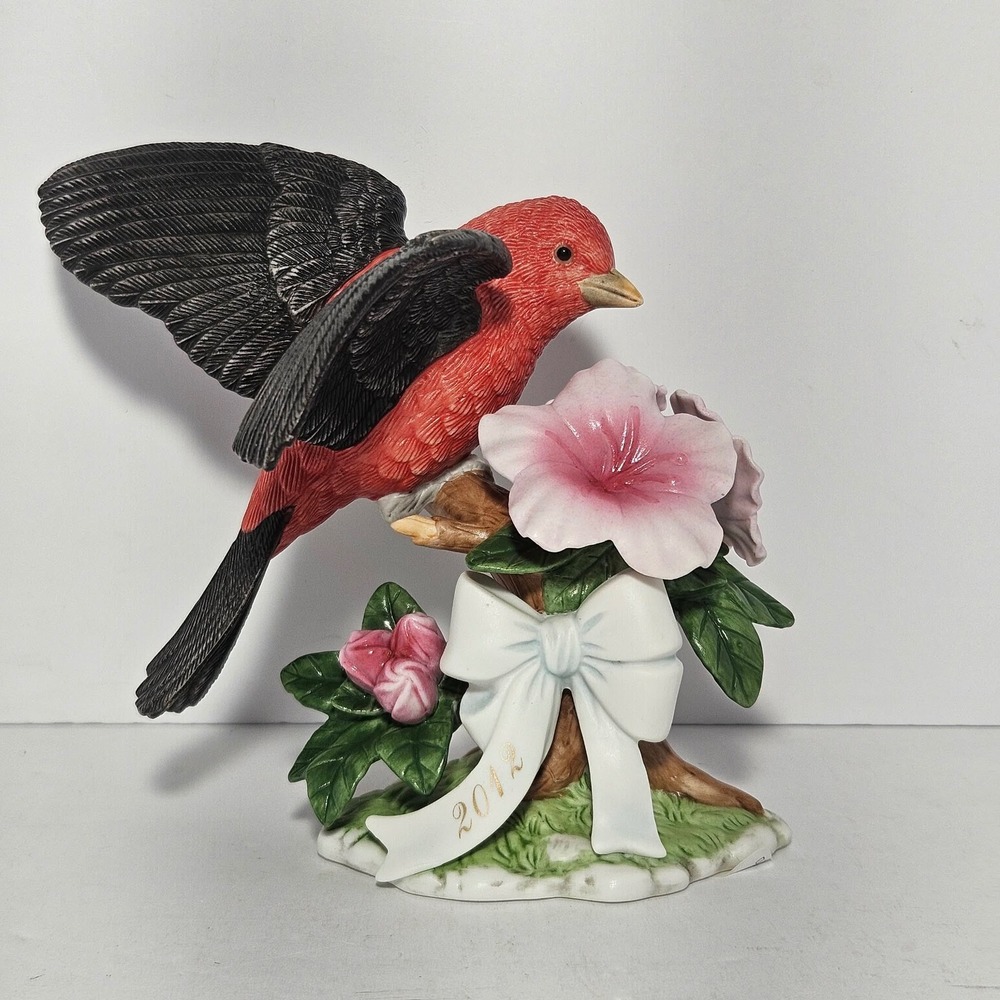 Lenox 2012 Scarlet Tanager Limited Edition Bird Figurine 826552 Porcelain